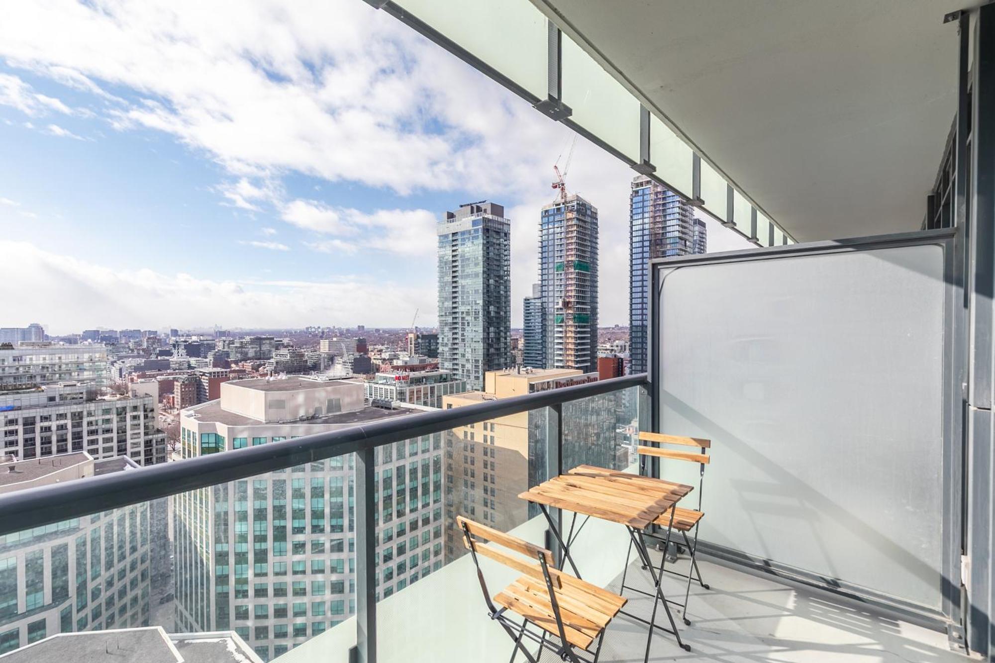 Globalstay Modern Downtown Apartment トロント エクステリア 写真
