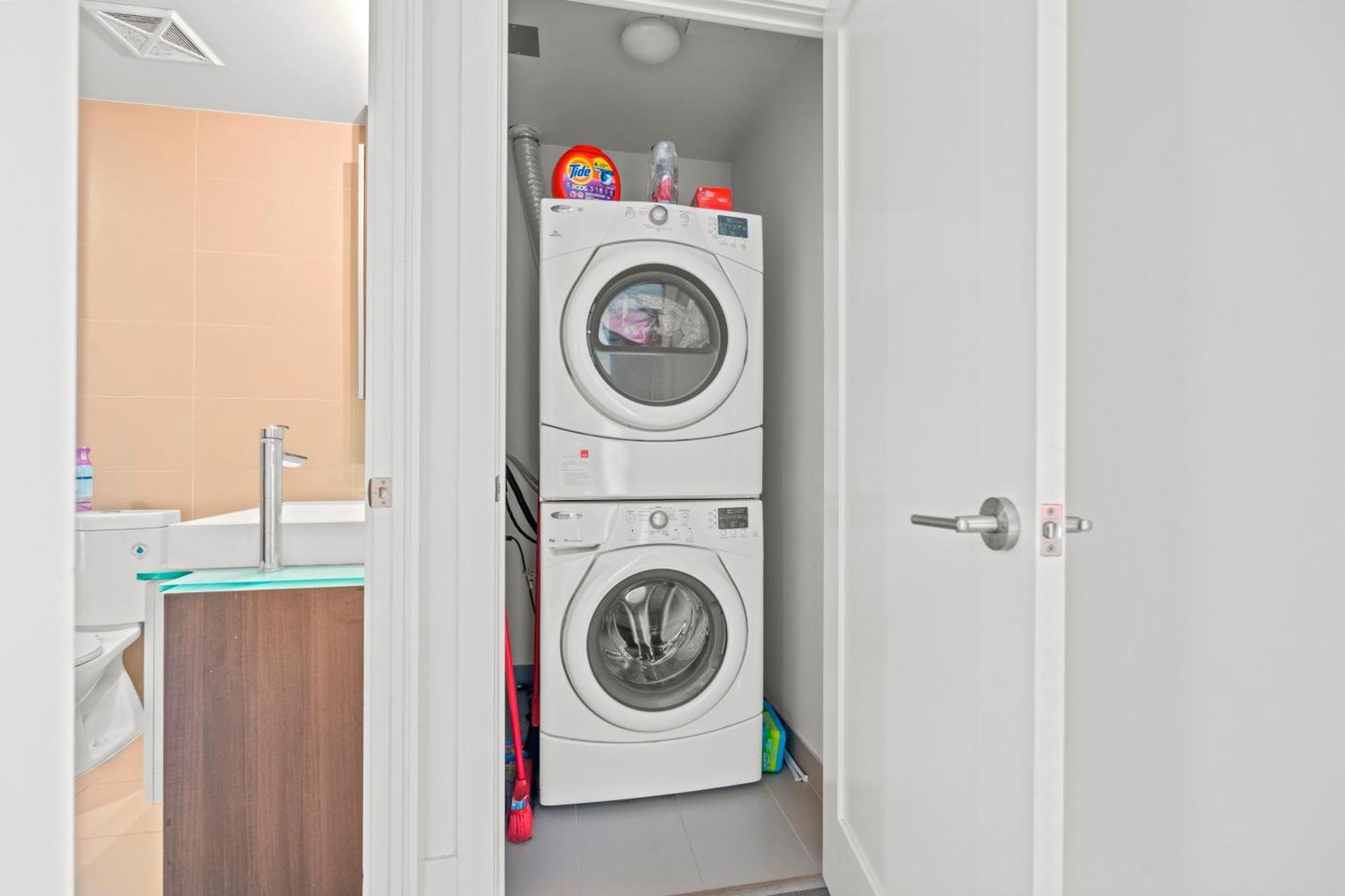 Globalstay Modern Downtown Apartment トロント エクステリア 写真