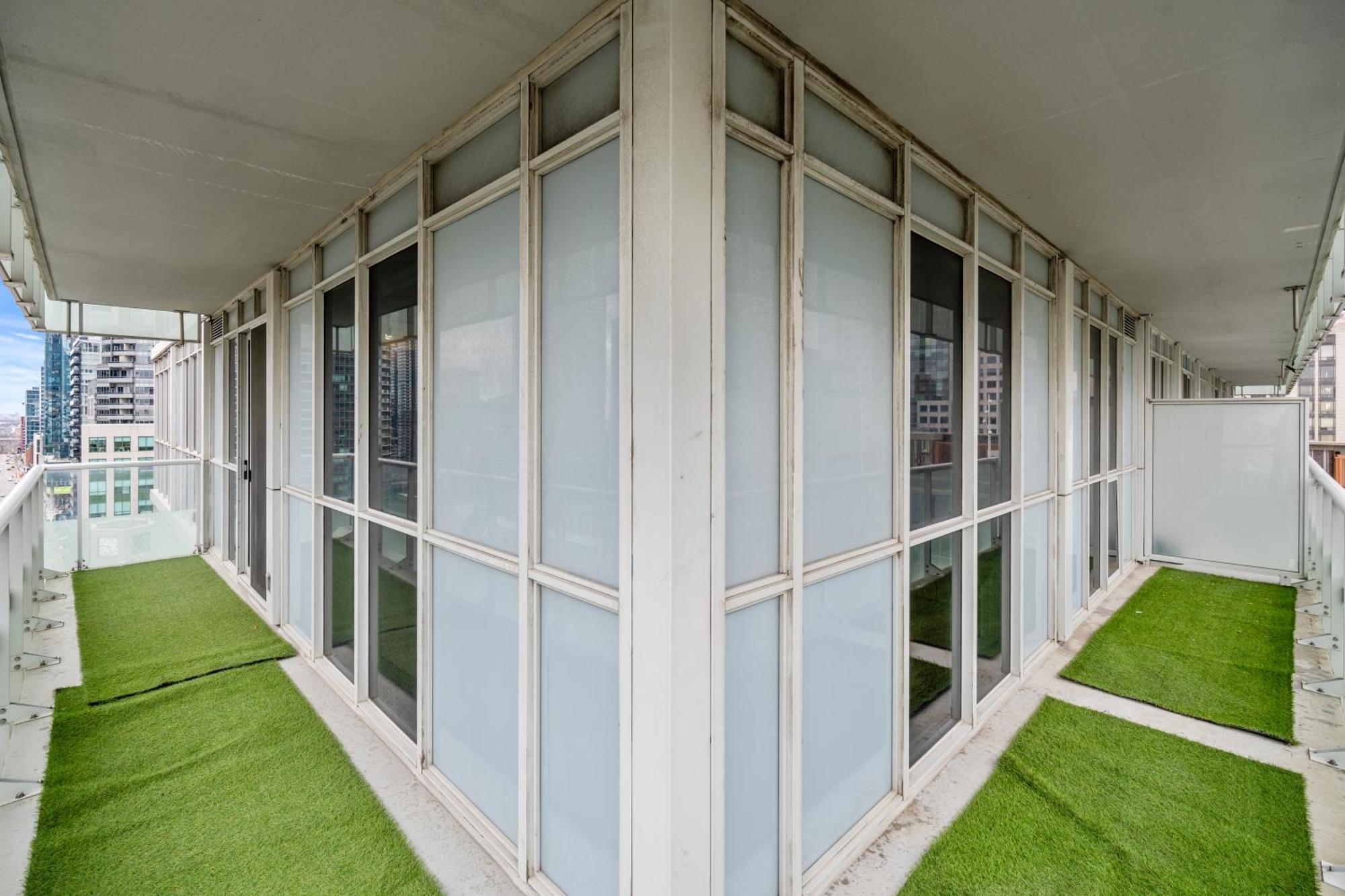 Globalstay Modern Downtown Apartment トロント エクステリア 写真
